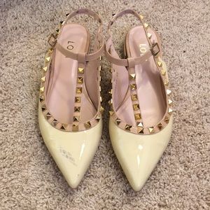 Pointed Rockstud Flat Heels